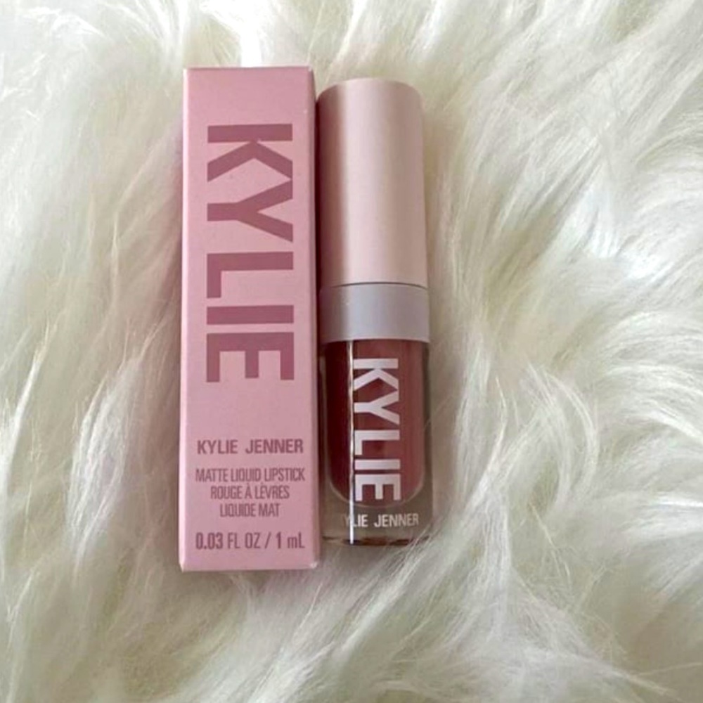 NEW Kylie Kylie Jenner Matte Liquid Lipstick in 808 KYLIE Mini 0.03oz BN…
